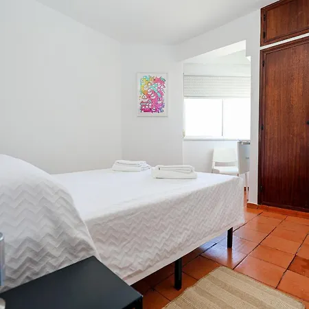 B49 - Postigo View Flat In * Lagos