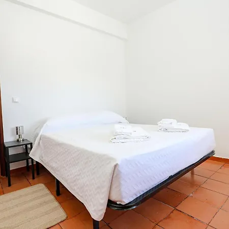 B49 - Postigo View Flat In * Lagos